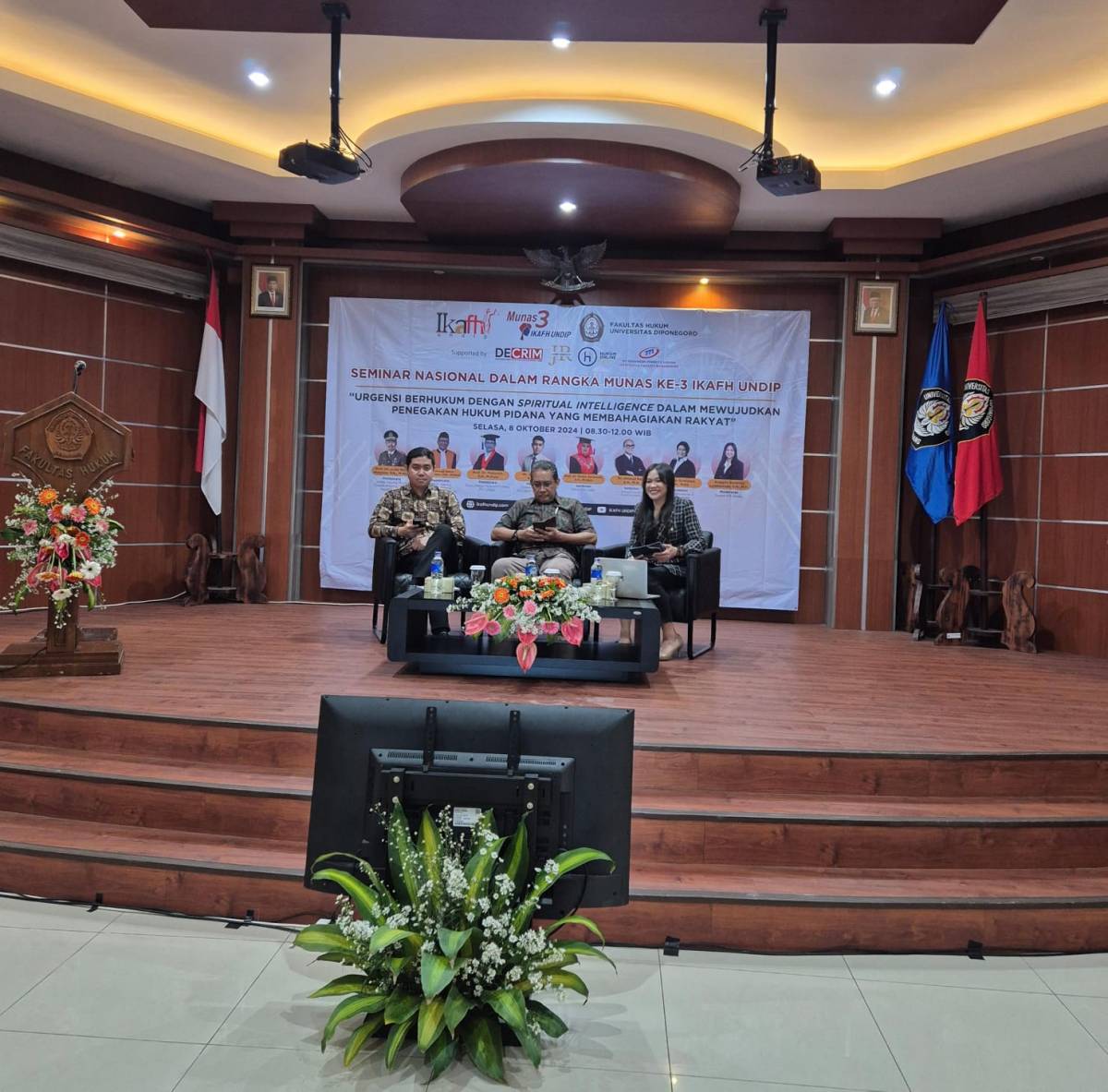 Seminar Nasional dalam rangka Musyawarah Nasional ke-3 IKAFH UNDIP 