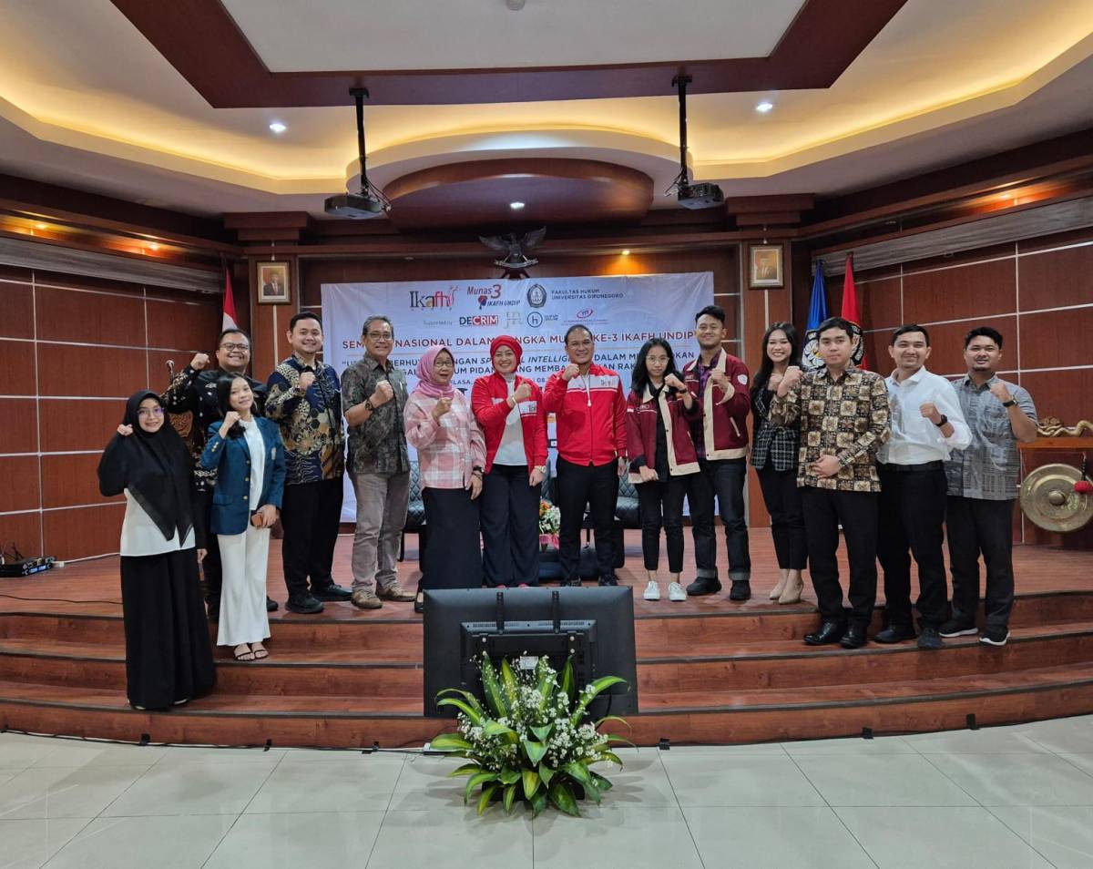 SEMINAR NASIONAL DALAM RANGKA MUNAS KE-3 IKAFH UNDIP